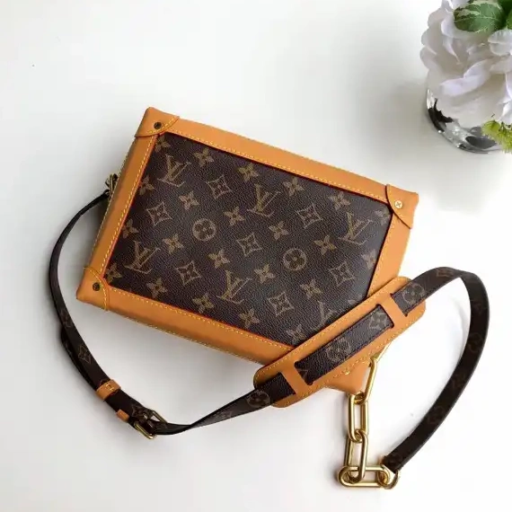 BOX LOUIS VUITTON 0702